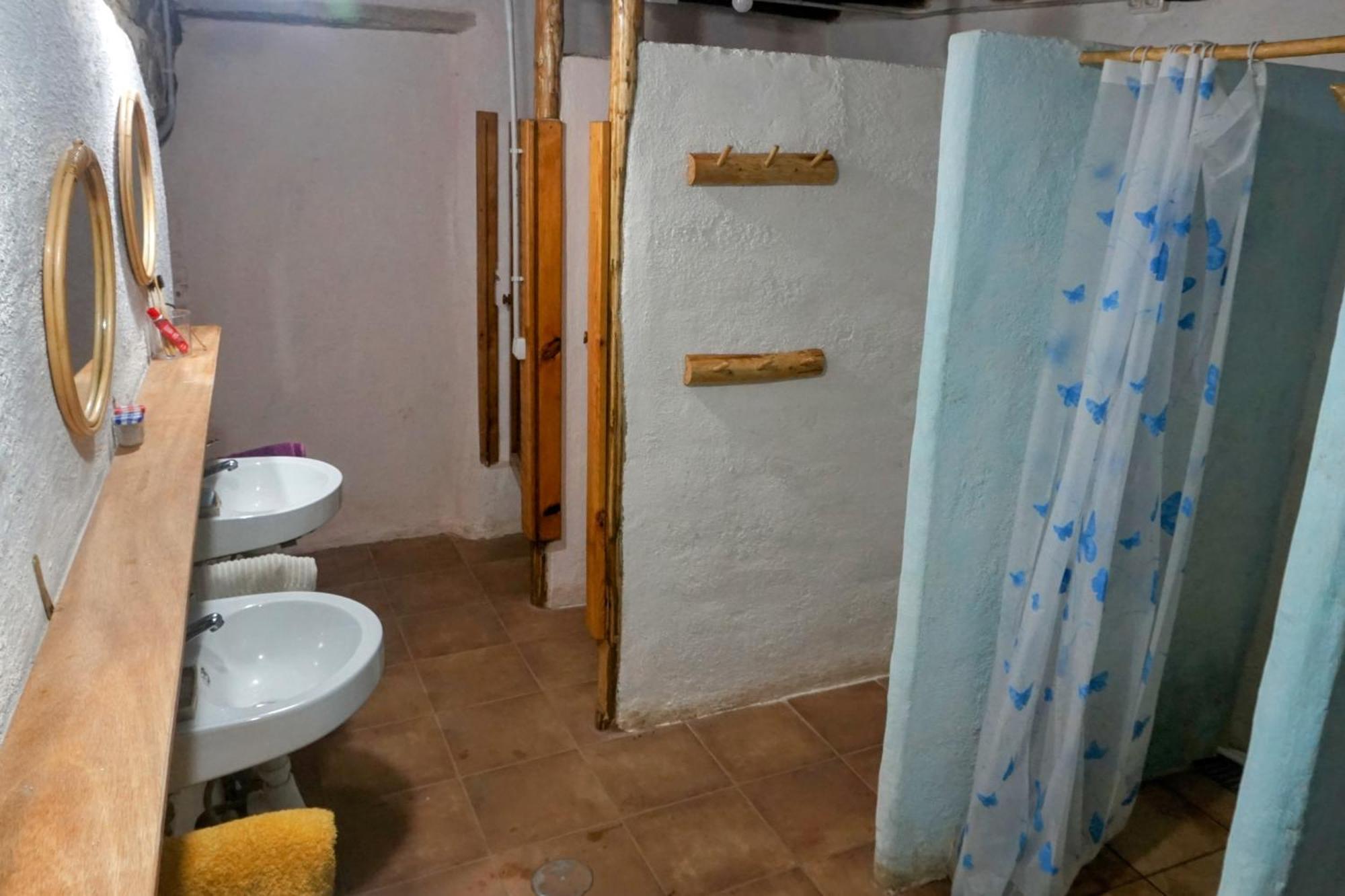 Albergue Del Oso Tierraluz Arbucies Ngoại thất bức ảnh