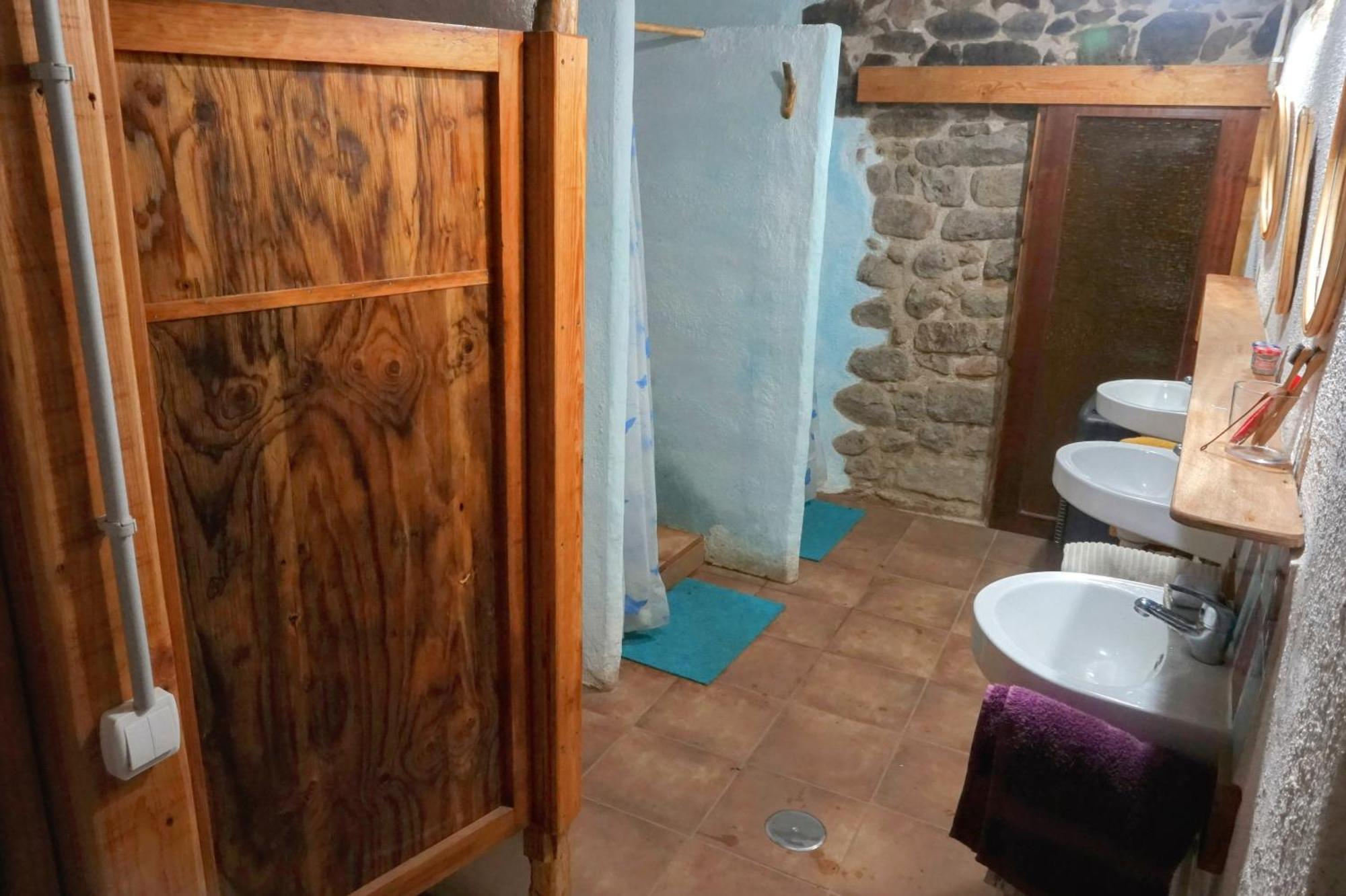 Albergue Del Oso Tierraluz Arbucies Ngoại thất bức ảnh